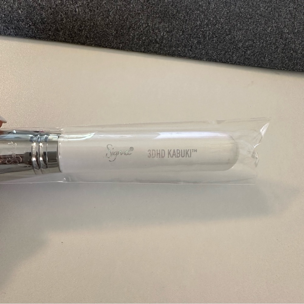 NEW Sigma 3DHD Kabuki Brush